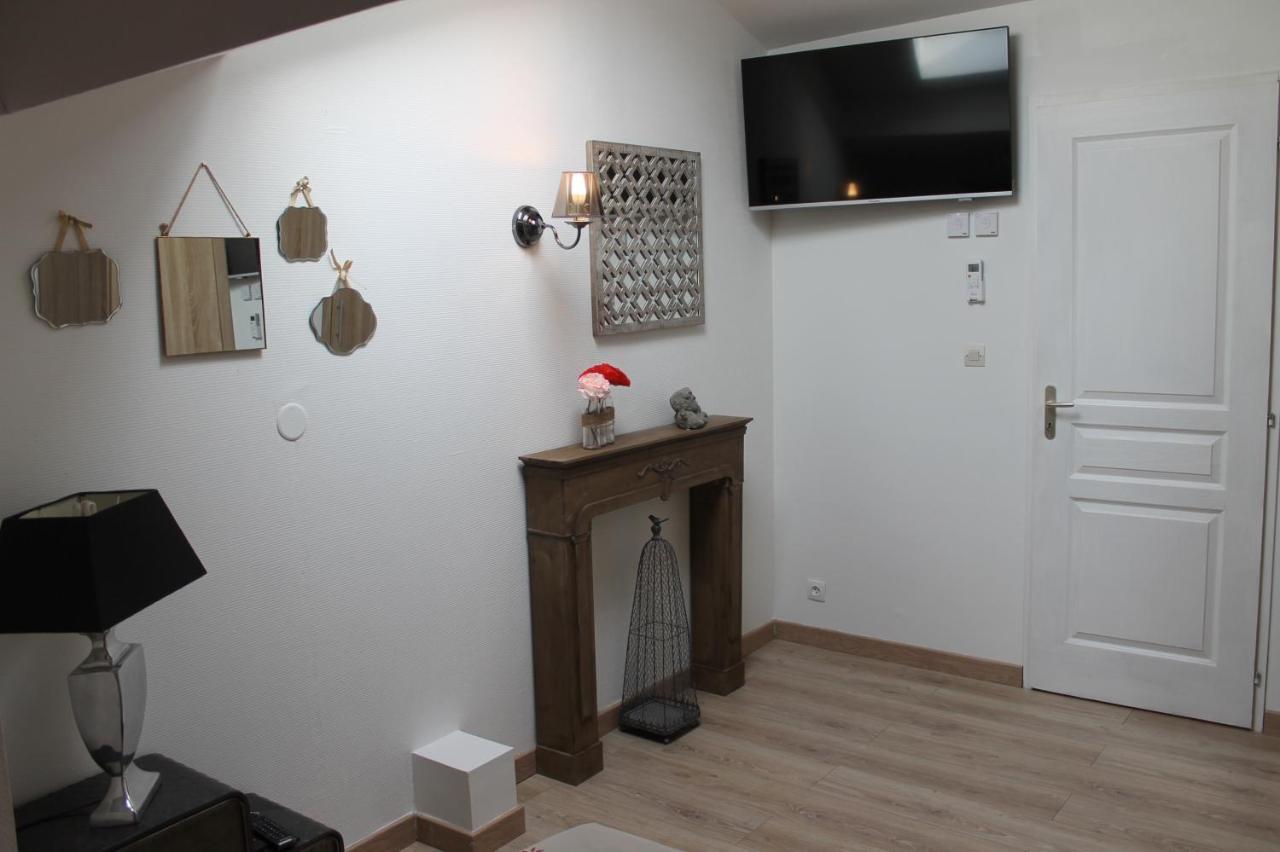 Les Trois Maisons Druillat Bagian luar foto